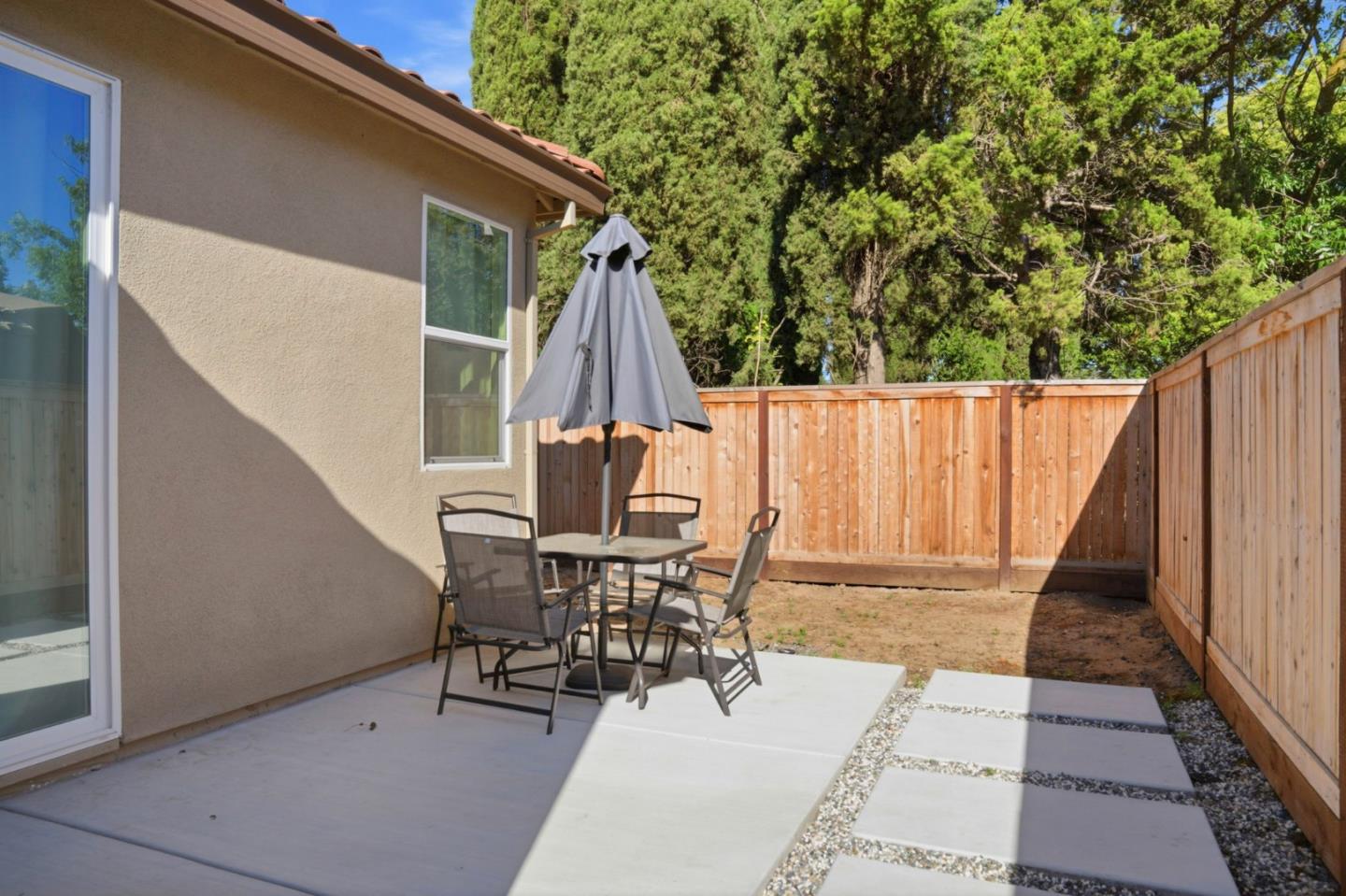 1957 Apiary Way Hughson, CA 95326 - Photo 32 of 37