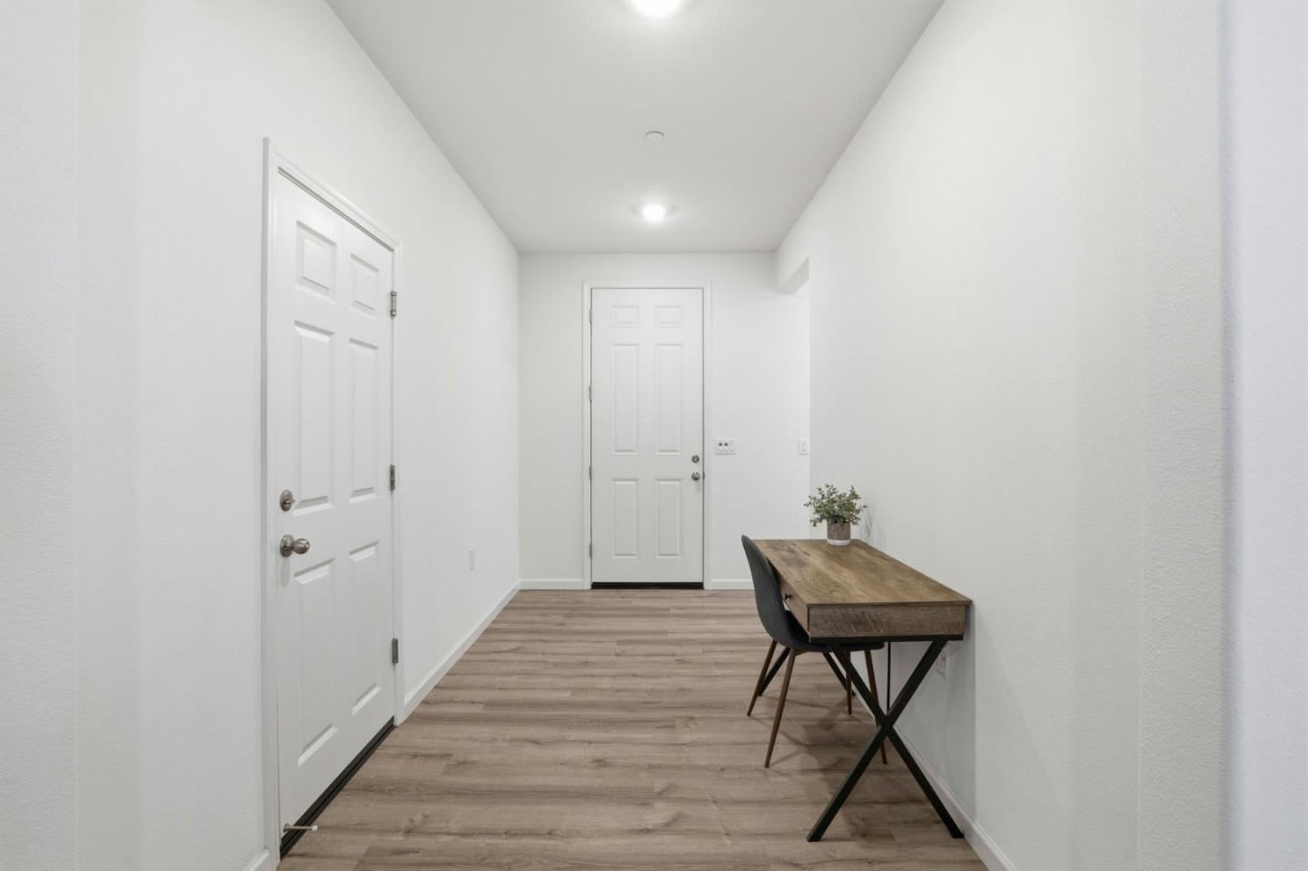 1957 Apiary Way Hughson, CA 95326 - Photo 8 of 37