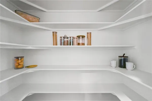 $593,145 | 2200 South Quail Drive, Independence, MO 64057