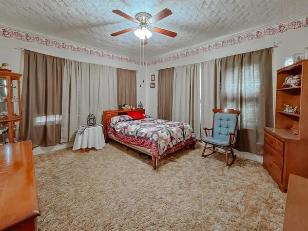 $128,999 | 512 Southwest 2nd Street, Kerens, TX 75144