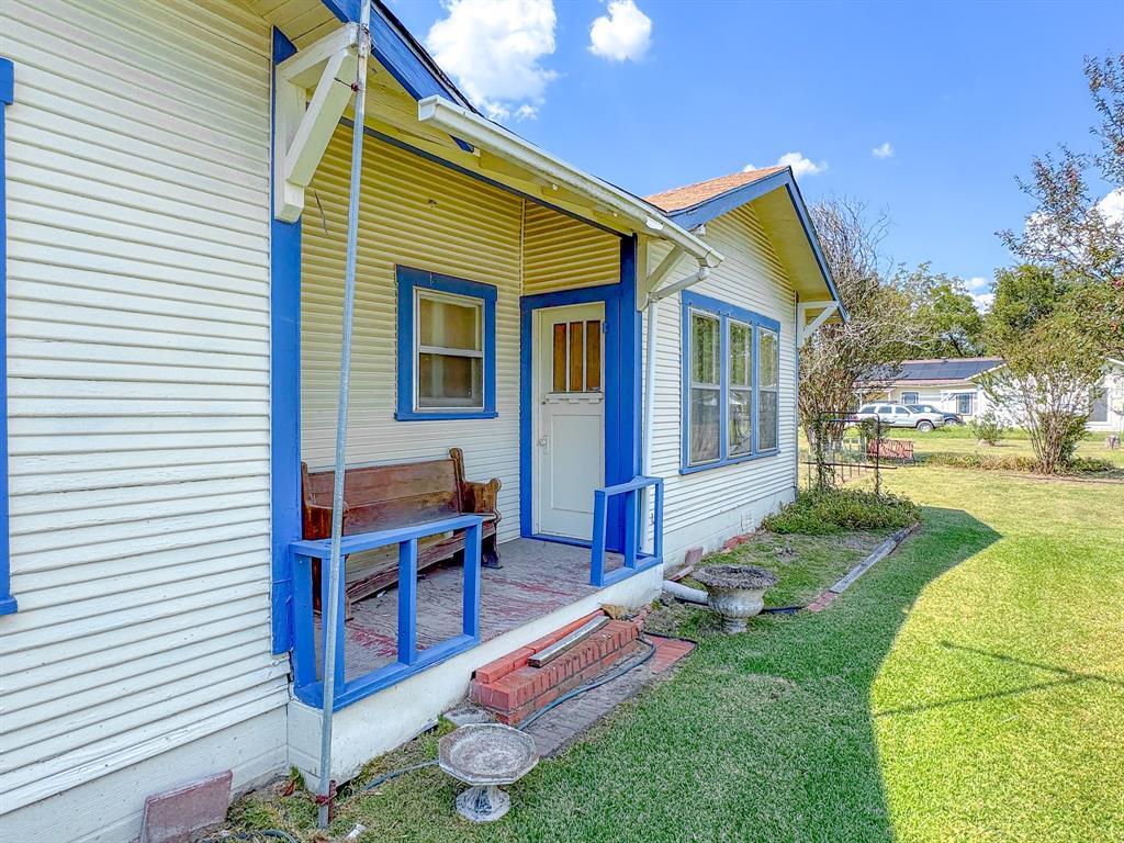 512 Southwest 2nd Street Kerens, TX 75144 - Photo 18 of 26
