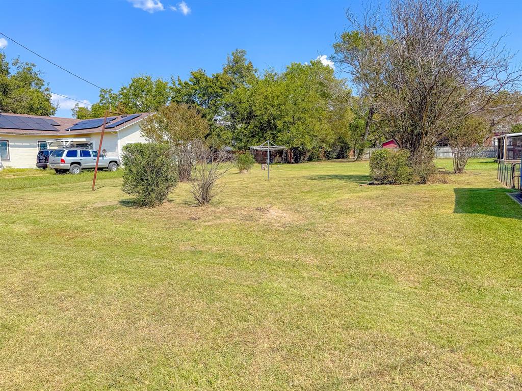 512 Southwest 2nd Street Kerens, TX 75144 - Photo 21 of 26