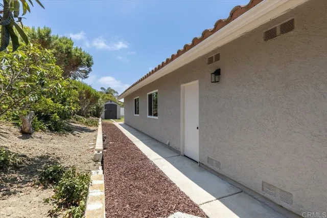 $1,599,000 | 7911 Terraza Disoma, Carlsbad, CA 92009
