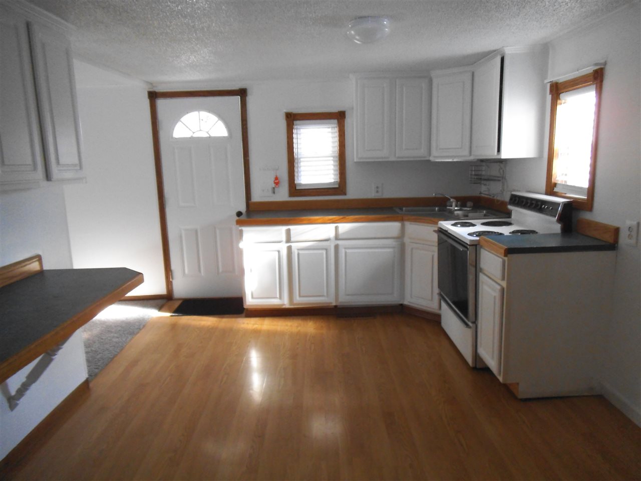 3153 North Huron Road Pinconning, MI 48650 - Photo 5 of 16