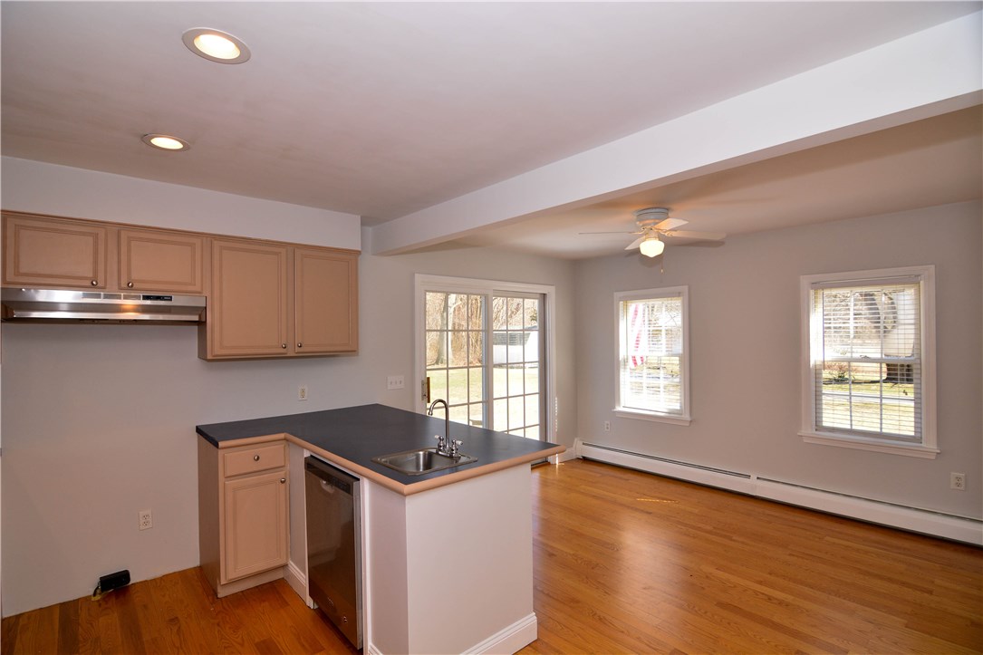 420 Boston Neck Road North Kingstown, RI 02852 - Photo 16 of 29