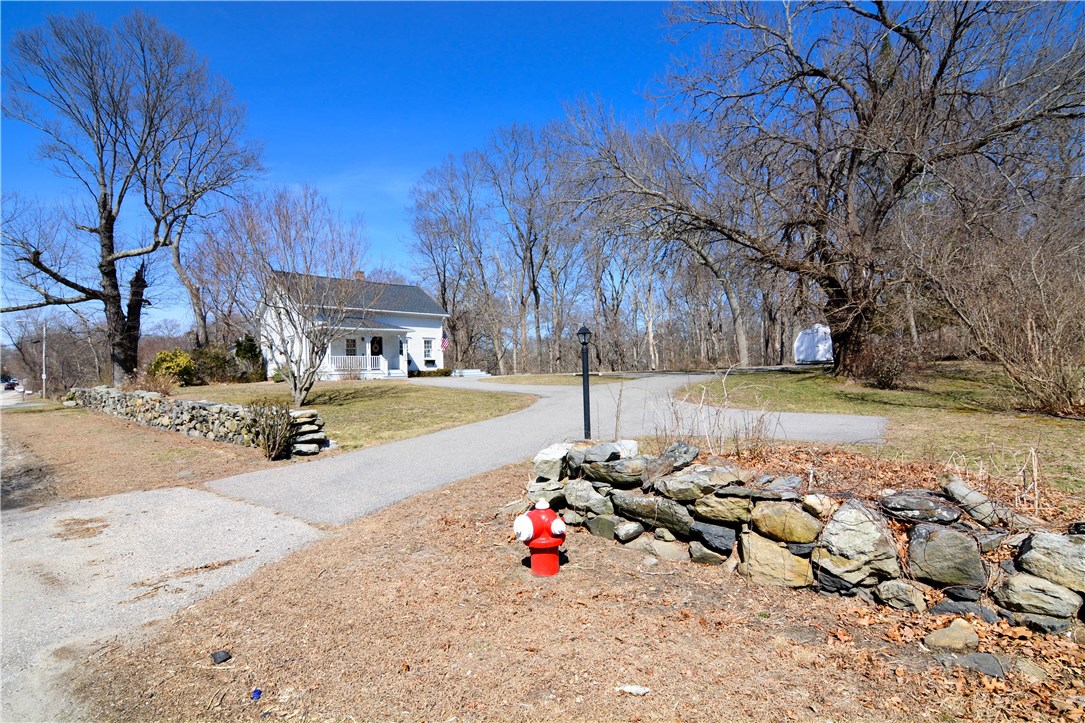 420 Boston Neck Road North Kingstown, RI 02852 - Photo 2 of 29