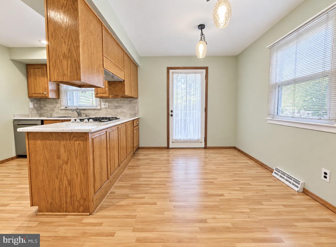 3 Stonebridge Road Cherry Hill, NJ 08003 - Photo 10 of 37 Breakfast area