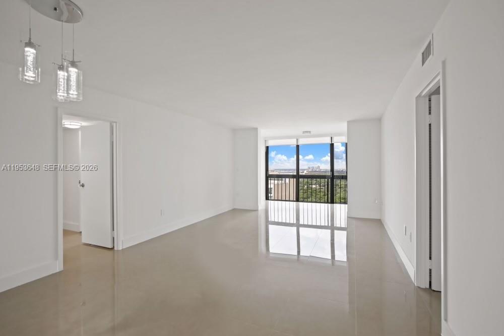 2333 Brickell Avenue, Unit 2710 Miami, FL 33129 - Photo 11 of 18