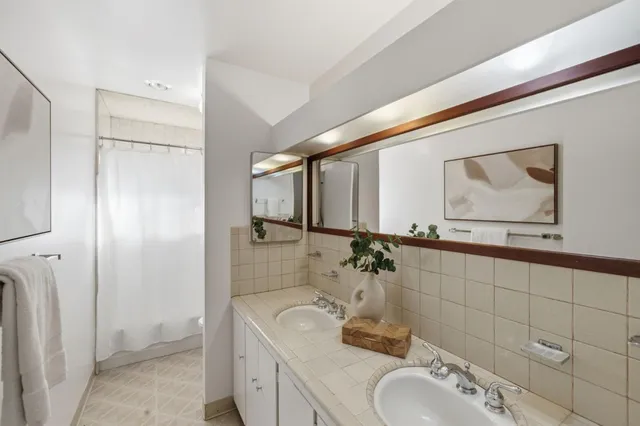 $5,495,000 | 124 Osage Avenue, Los Altos, CA 94022