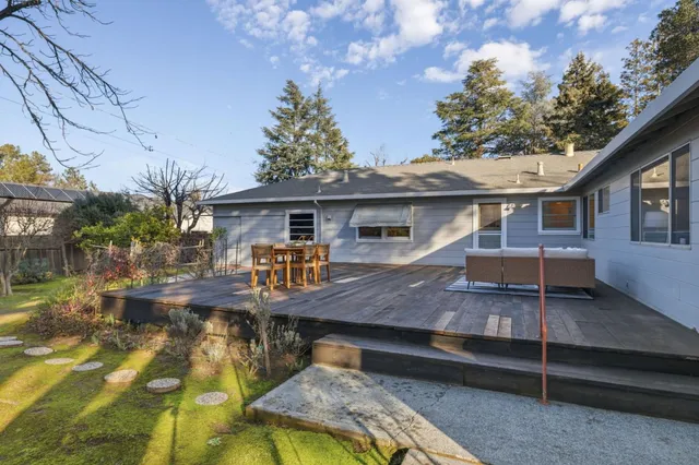 $5,495,000 | 124 Osage Avenue, Los Altos, CA 94022