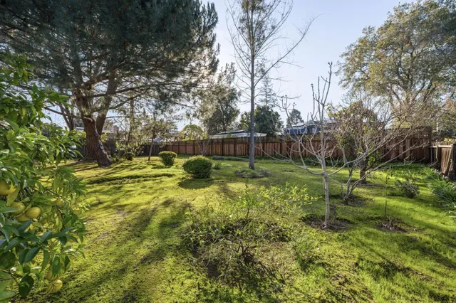 $5,495,000 | 124 Osage Avenue, Los Altos, CA 94022