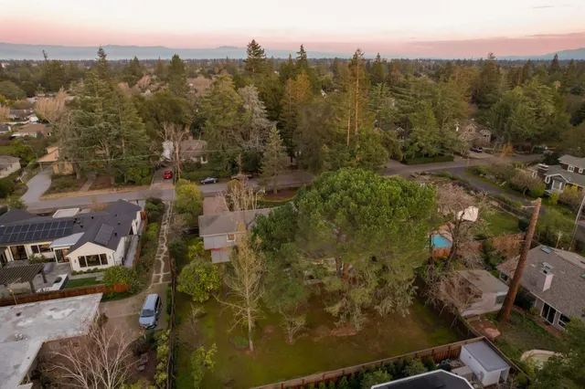 $5,495,000 | 124 Osage Avenue, Los Altos, CA 94022