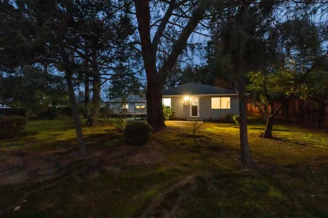 $5,495,000 | 124 Osage Avenue, Los Altos, CA 94022