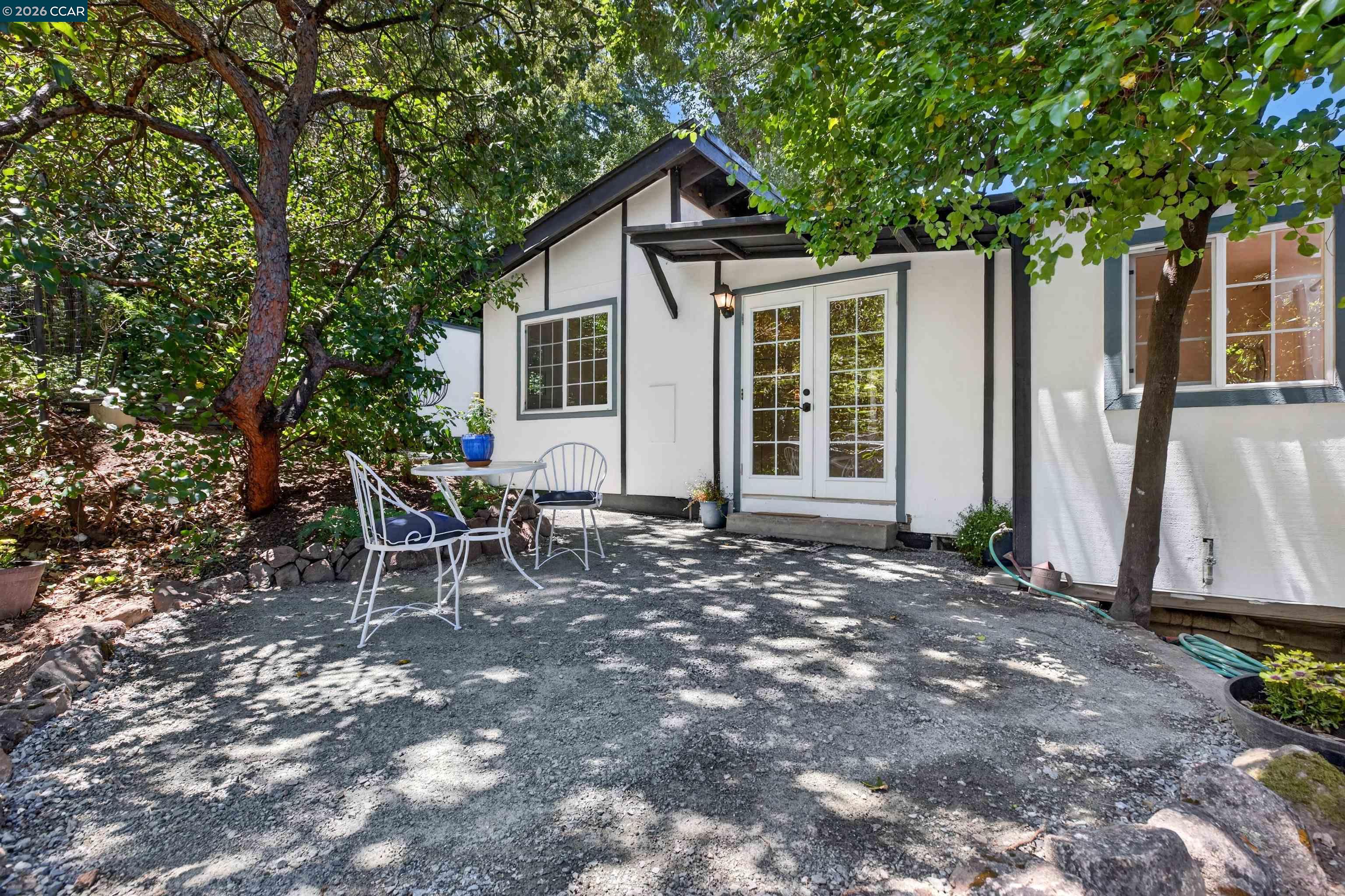 16 El Rincon Orinda, CA 94563 - Photo 11 of 22