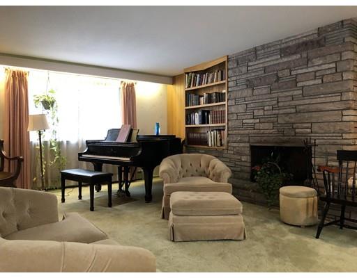 137 Old County Road Lancaster, MA 01523 - Photo 5 of 25