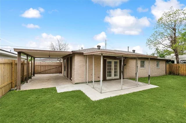 $179,900 | 3013 Volpe Drive, Chalmette, LA 70043