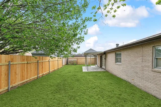 $179,900 | 3013 Volpe Drive, Chalmette, LA 70043