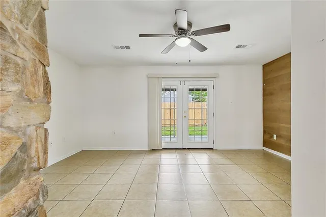 $179,900 | 3013 Volpe Drive, Chalmette, LA 70043