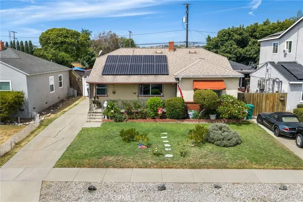 $1,150,000 | 2255 Pepperwood Avenue, Long Beach, CA 90815