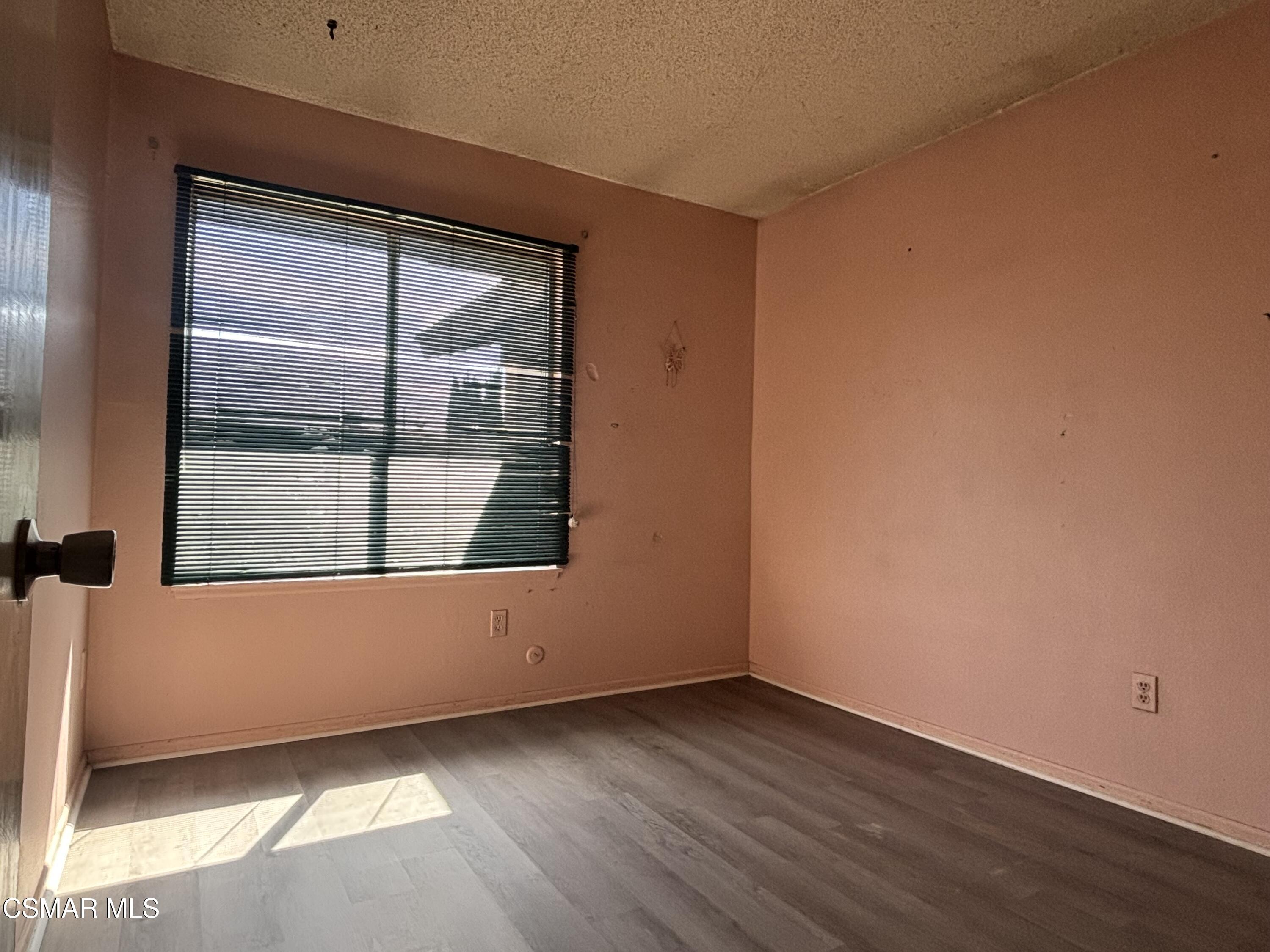 44013 Raysack Avenue Lancaster, CA 93535 - Photo 5 of 14 IMG_6913 2