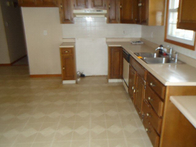14858 East Clearview Road Mount Vernon, IL 62864 - Photo 5 of 12