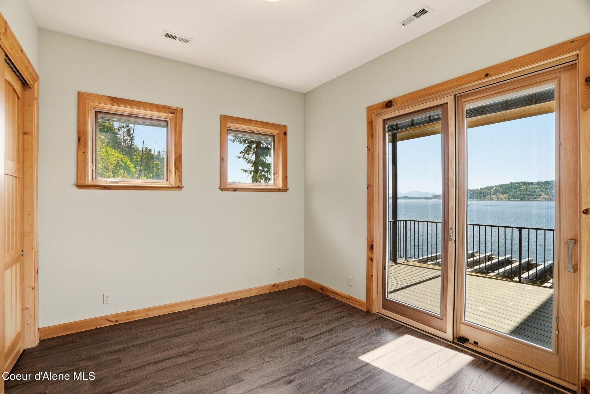 3291 South Eddyville Road Harrison, ID 83833 - Photo 21 of 33 Inside-Media-Eddyville-38