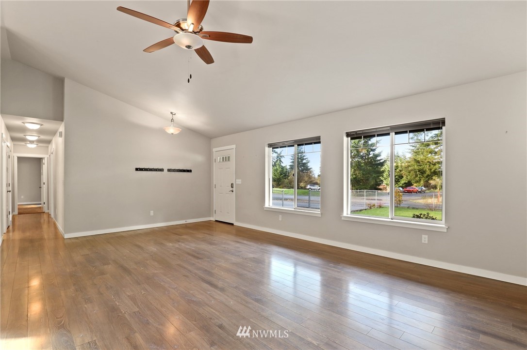 17724 Pendleton Street Southwest Rochester, WA 98579 - Photo 11 of 26