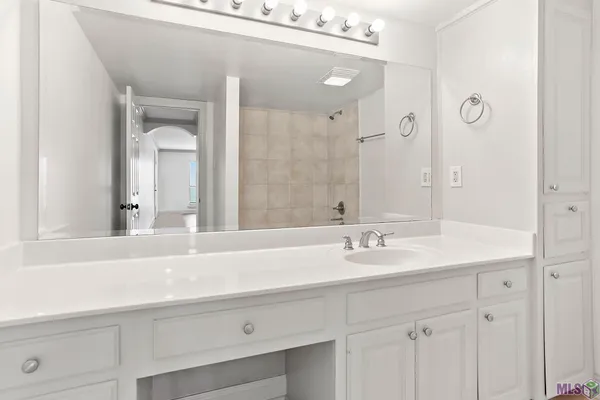 $154,000 | 2045 North 3rd Street, Unit 404, Baton Rouge, LA 70802