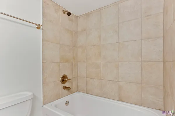 $154,000 | 2045 North 3rd Street, Unit 404, Baton Rouge, LA 70802