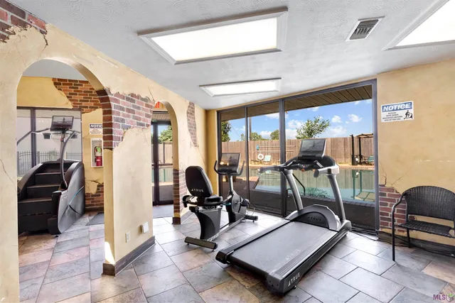 $154,000 | 2045 North 3rd Street, Unit 404, Baton Rouge, LA 70802