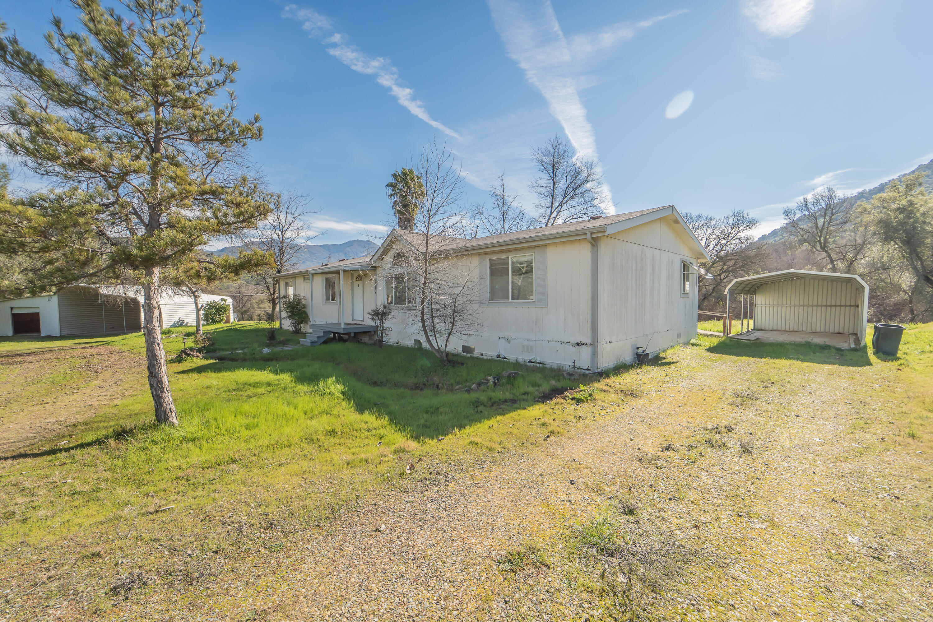 43329 North Fork Drive Three Rivers, CA 93271 - Photo 10 of 32 4