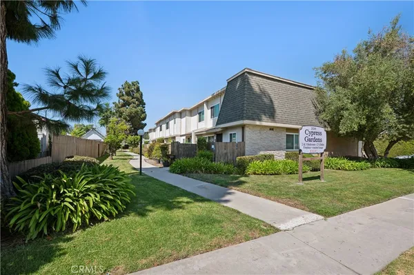 $3,395 | 25205 Cypress Street, Unit 3, Lomita, CA 90717