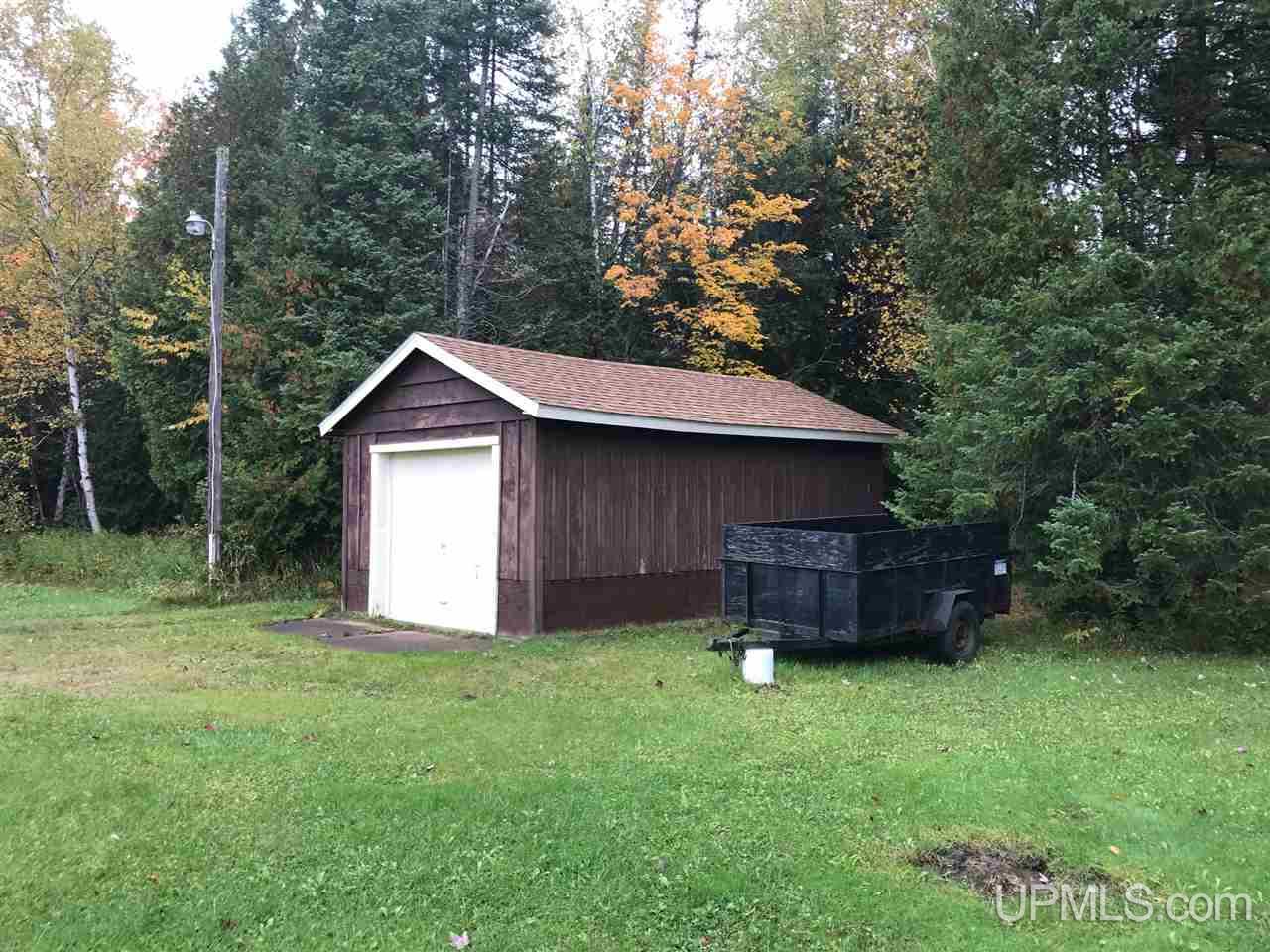 9738 Graves Road Manistique, MI 49854 - Photo 31 of 48 Gallery Image 31