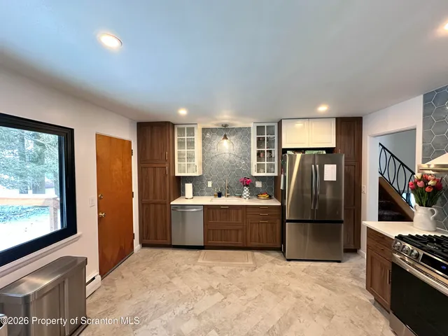 $399,000 | 213 Karen Drive, Scranton, PA 18505