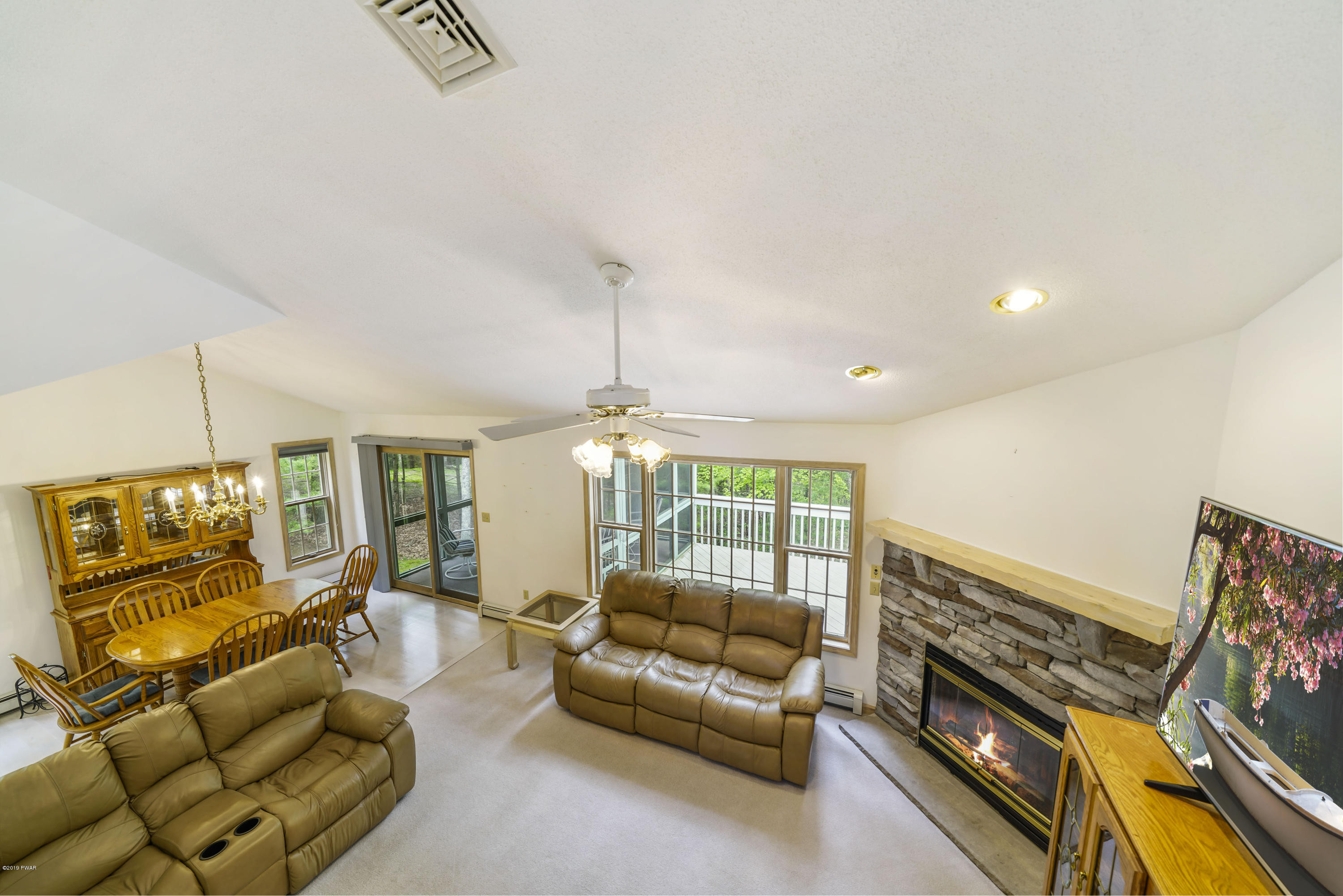 111 Stone Ridge Lane Milford, PA 18337 - Photo 10 of 36 poq19p6e49akmob9d5s00nvqeib6k14zssts87dx