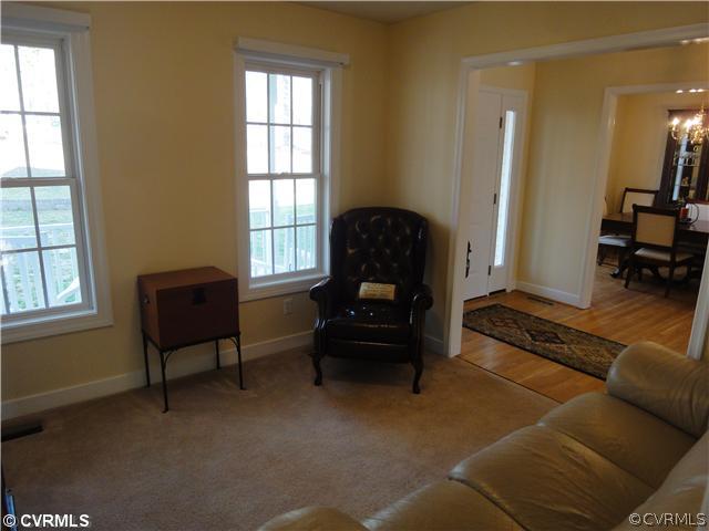 3530 Fairfield Road Powhatan, VA 23139 - Photo 8 of 24 Living Room