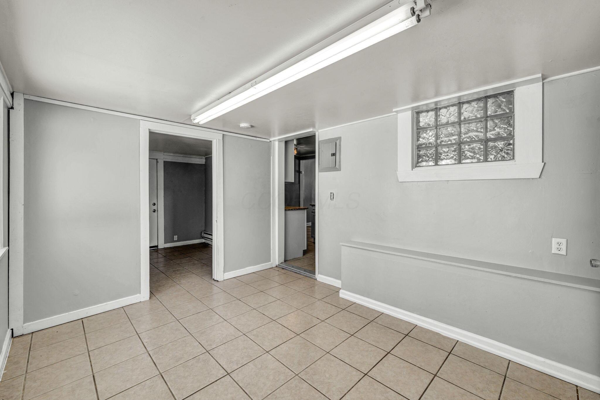 845 Exeter Road Columbus, OH 43213 - Photo 23 of 46 Bonus Room