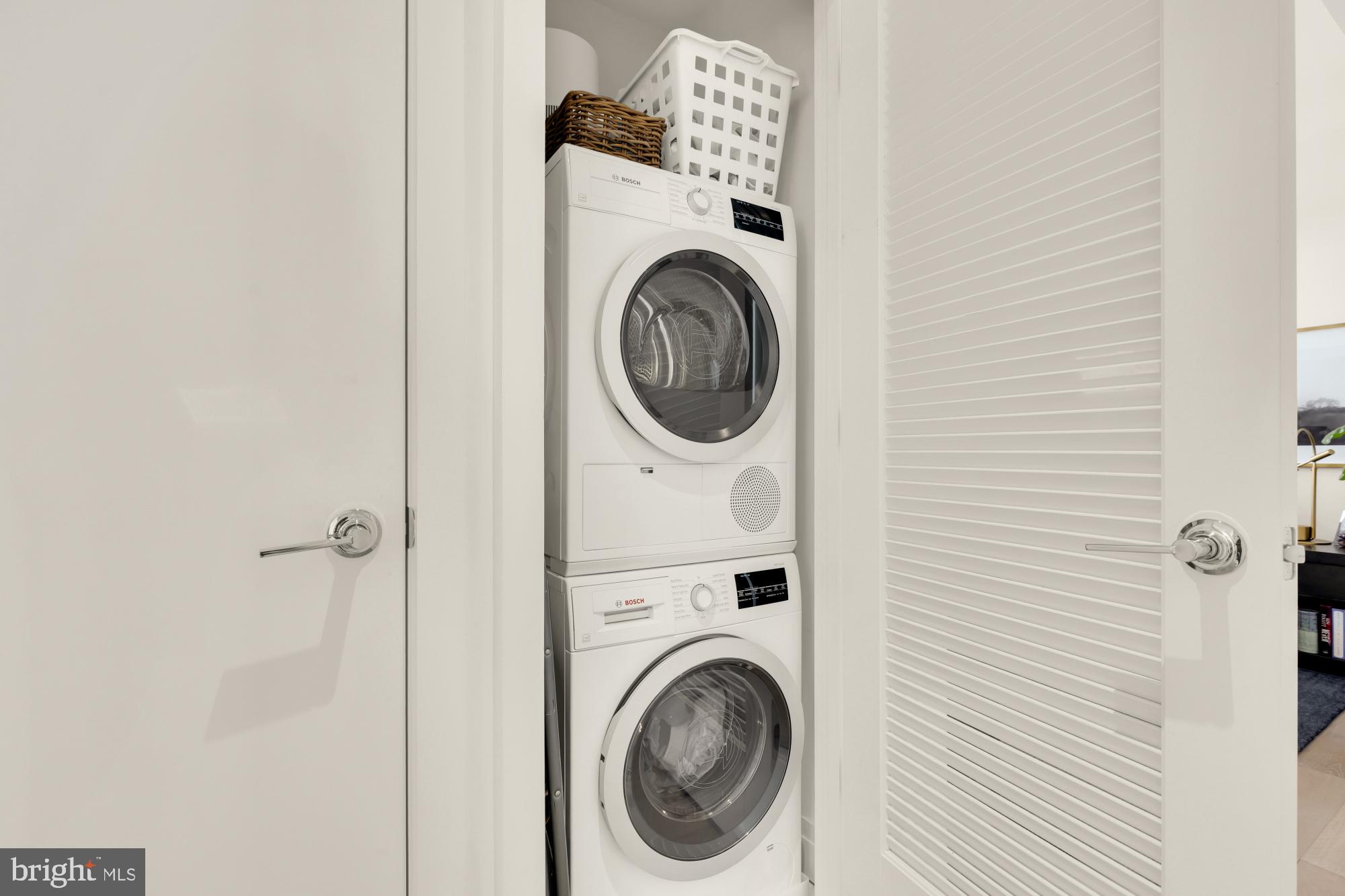 810 O Street Northwest, Unit 901 Washington, DC 20001 - Photo 28 of 38 a utility room with dryer and washer