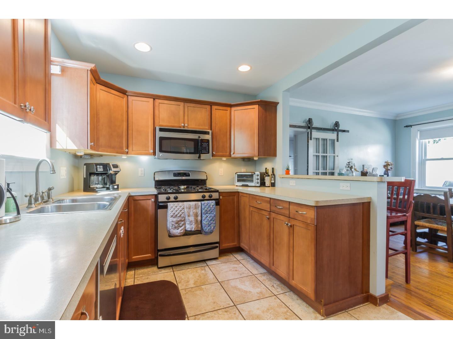 2420 Hollis Road Havertown, PA 19083 - Photo 7 of 25 Gallery Image 7