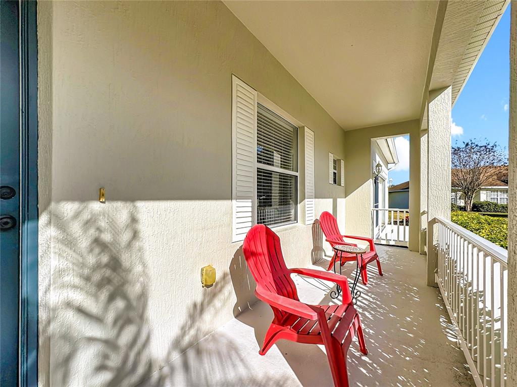 312 Towhee Road Winter Haven, FL 33881 - Photo 43 of 45 a living room with furniture