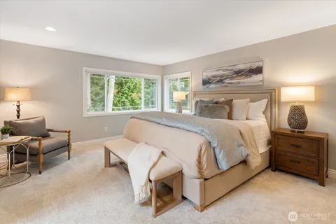 $1,250,000 | 12915 50th Place West, Mukilteo, WA 98275