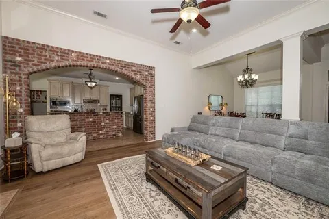 $384,999 | 650 Highlands Drive, Slidell, LA 70458