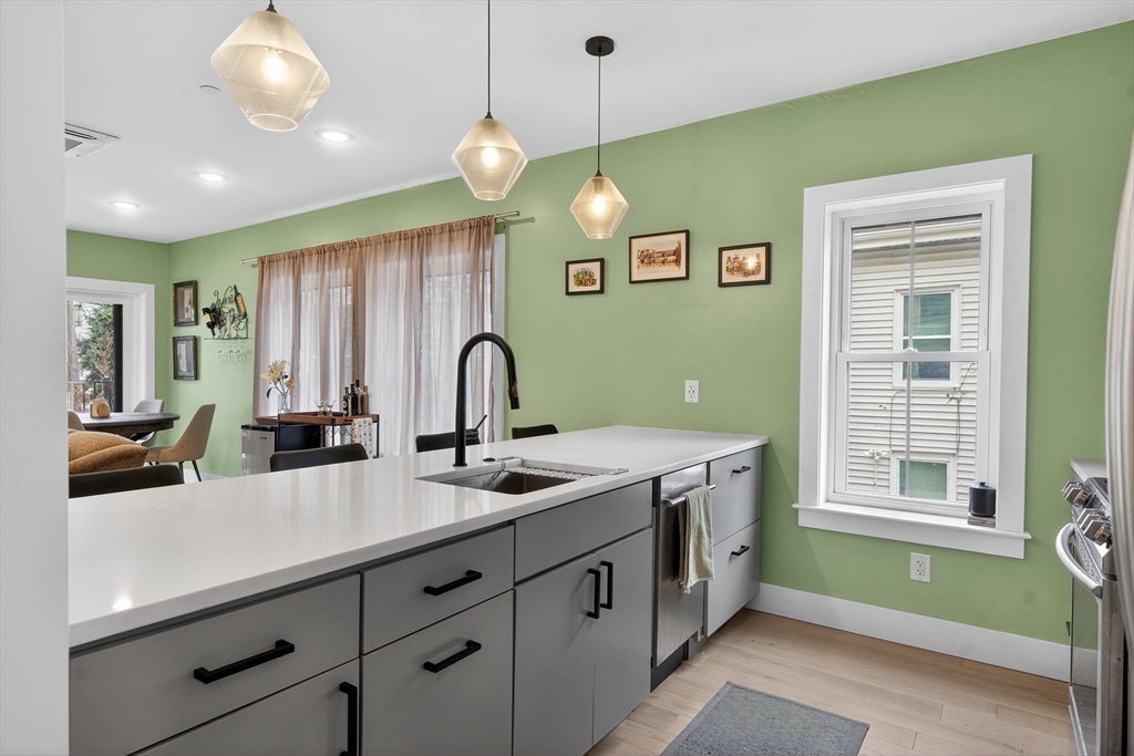 208 Spencer Avenue, Unit 4 Chelsea, MA 02150 - Photo 8 of 24