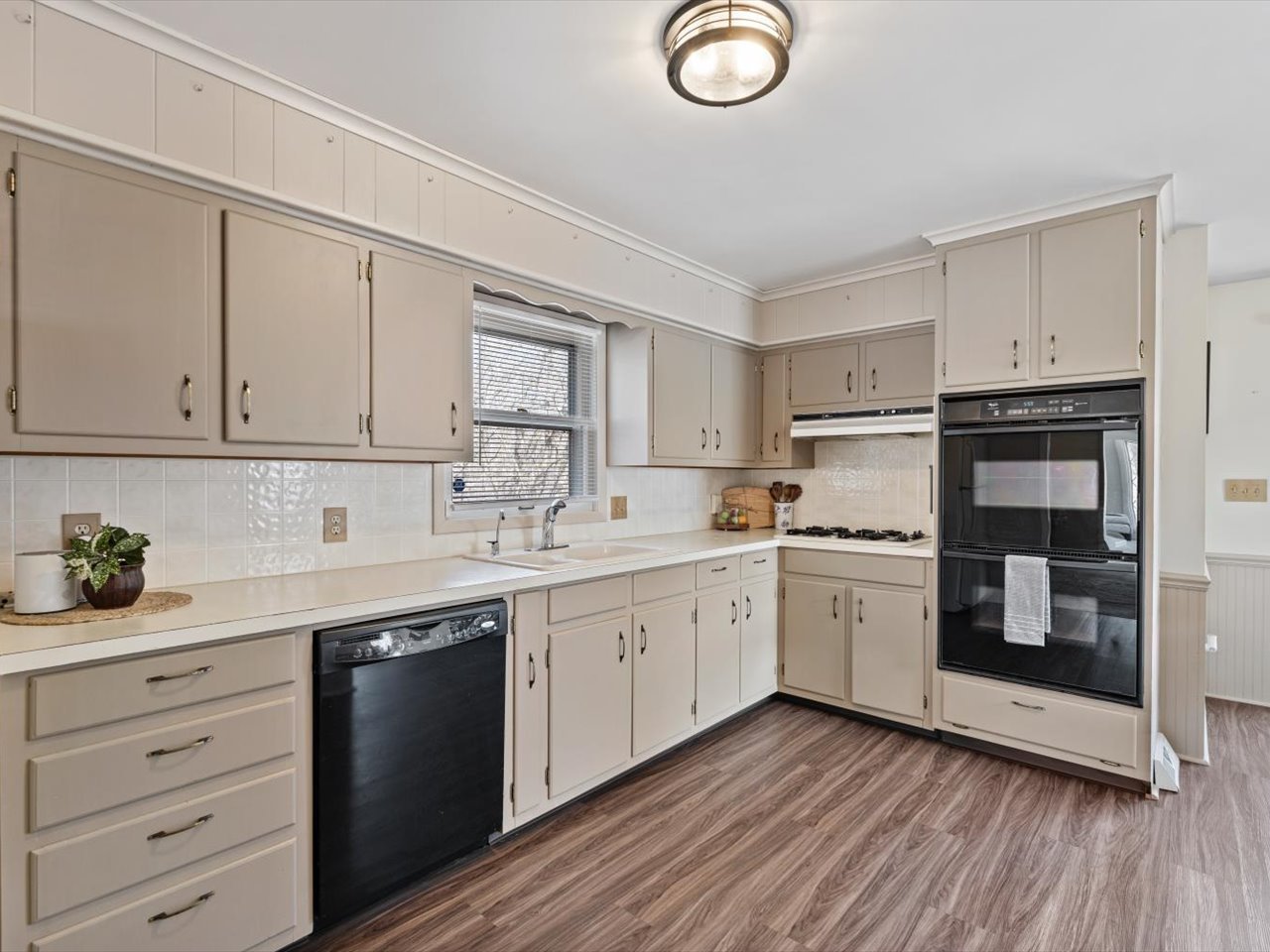 1440 45th Street Moline, IL 61265 - Photo 21 of 44