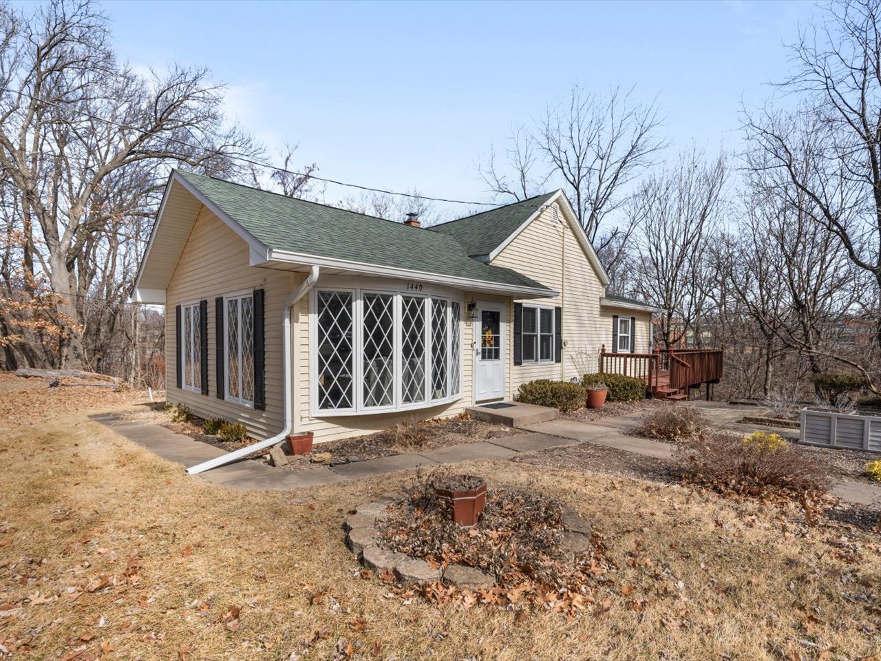 1440 45th Street Moline, IL 61265 - Photo 6 of 44