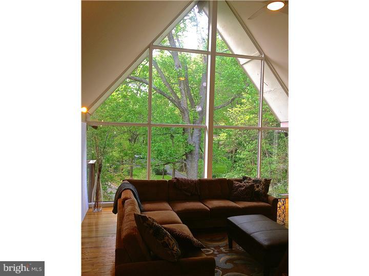 1334 Valley Road Villanova, PA 19085 - Photo 4 of 24 Great Room