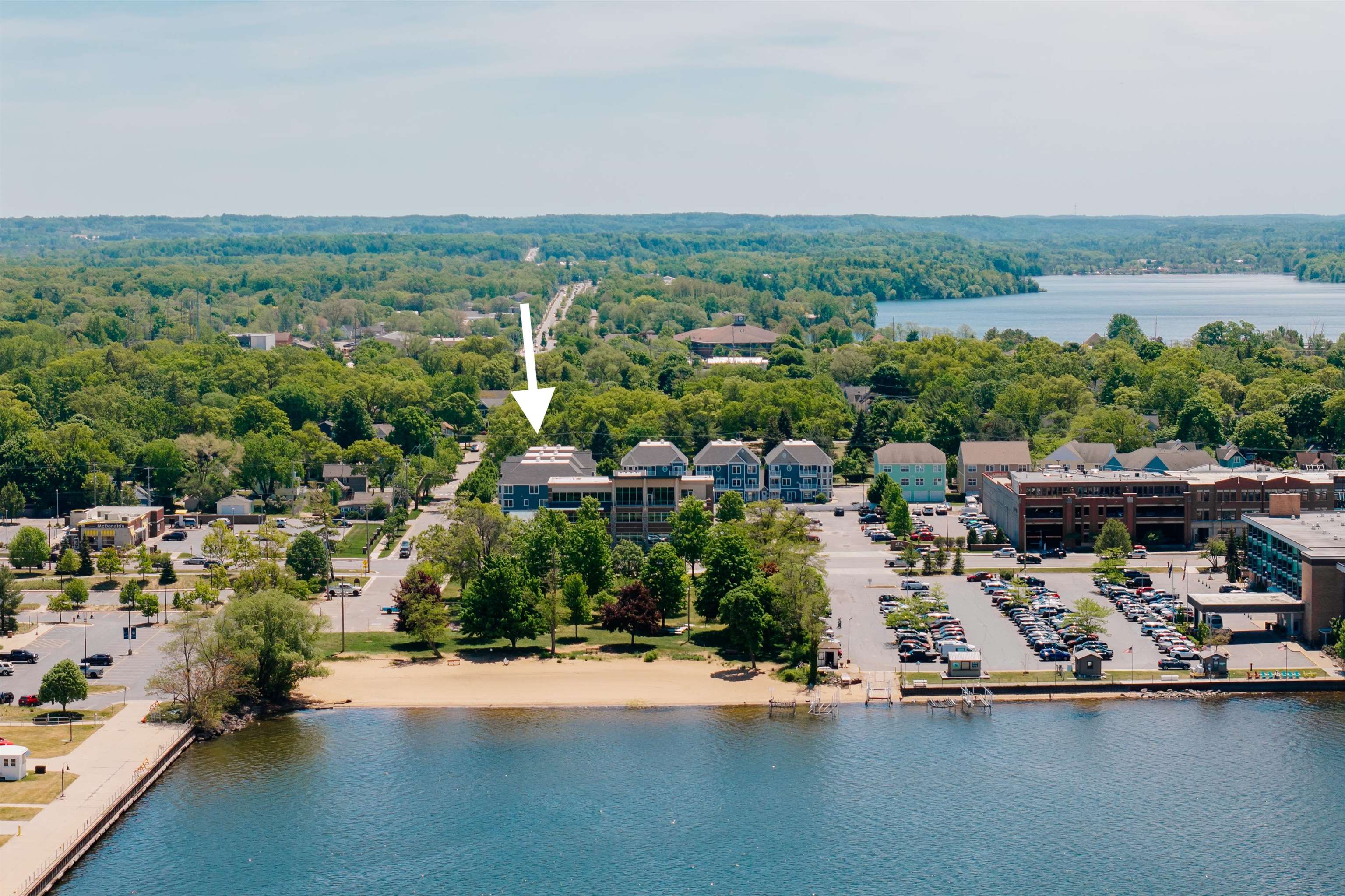 100 Hope Street, Unit 11 Traverse City, MI 49686 - Photo 1 of 61
