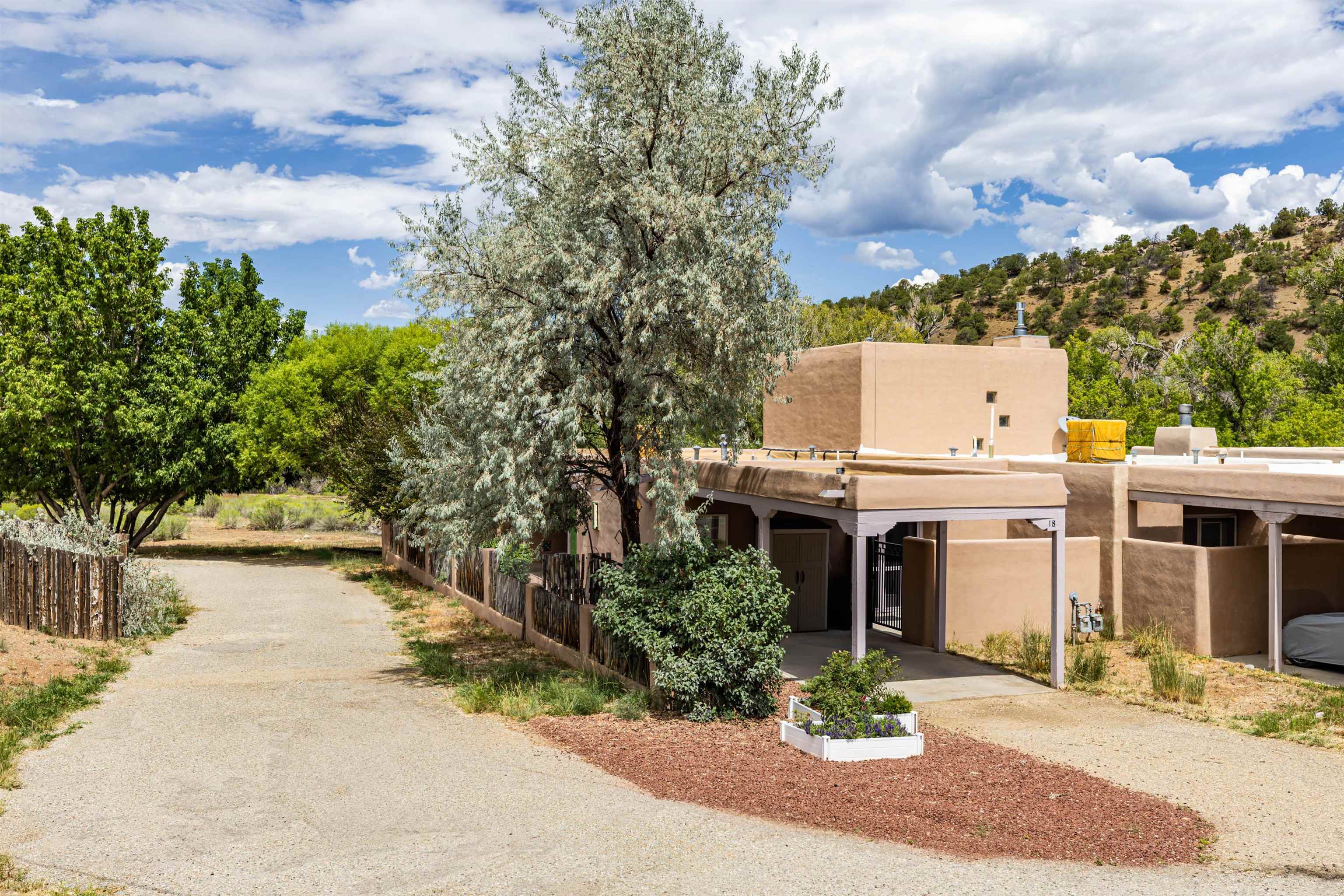 523 San Geronimo Road, Unit 18 Taos, NM 87571 - Photo 1 of 21 Gallery Image 1