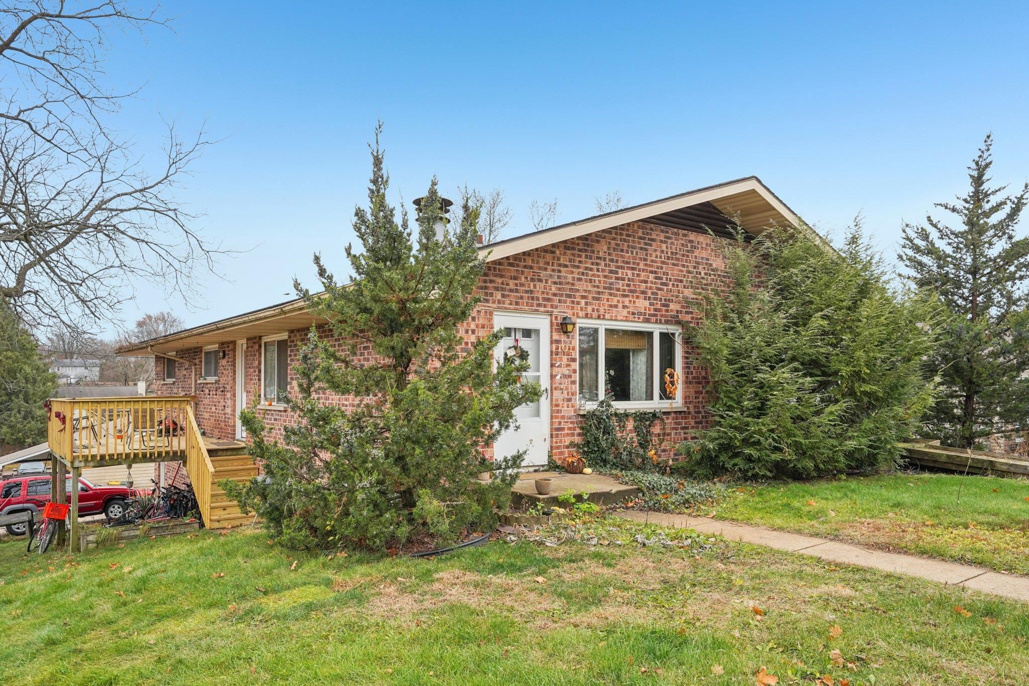 101-103 West Garfield Street Mount Horeb, WI 53572 - Photo 1 of 1