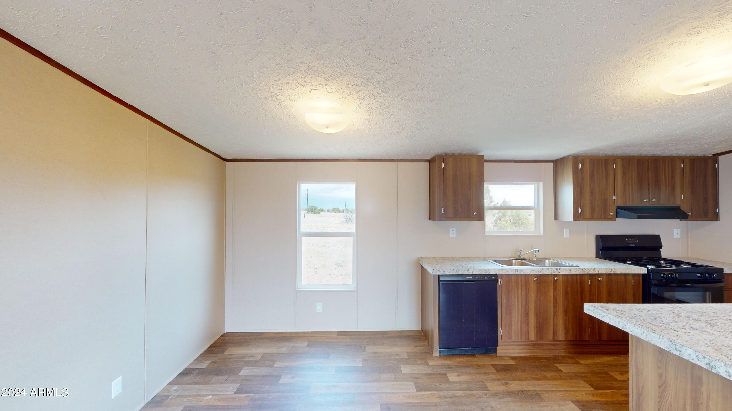 1780 Hereford Road Taylor, AZ 85939 - Photo 4 of 28 UTF-8''1720-Hereford-Rd-06272024_171949